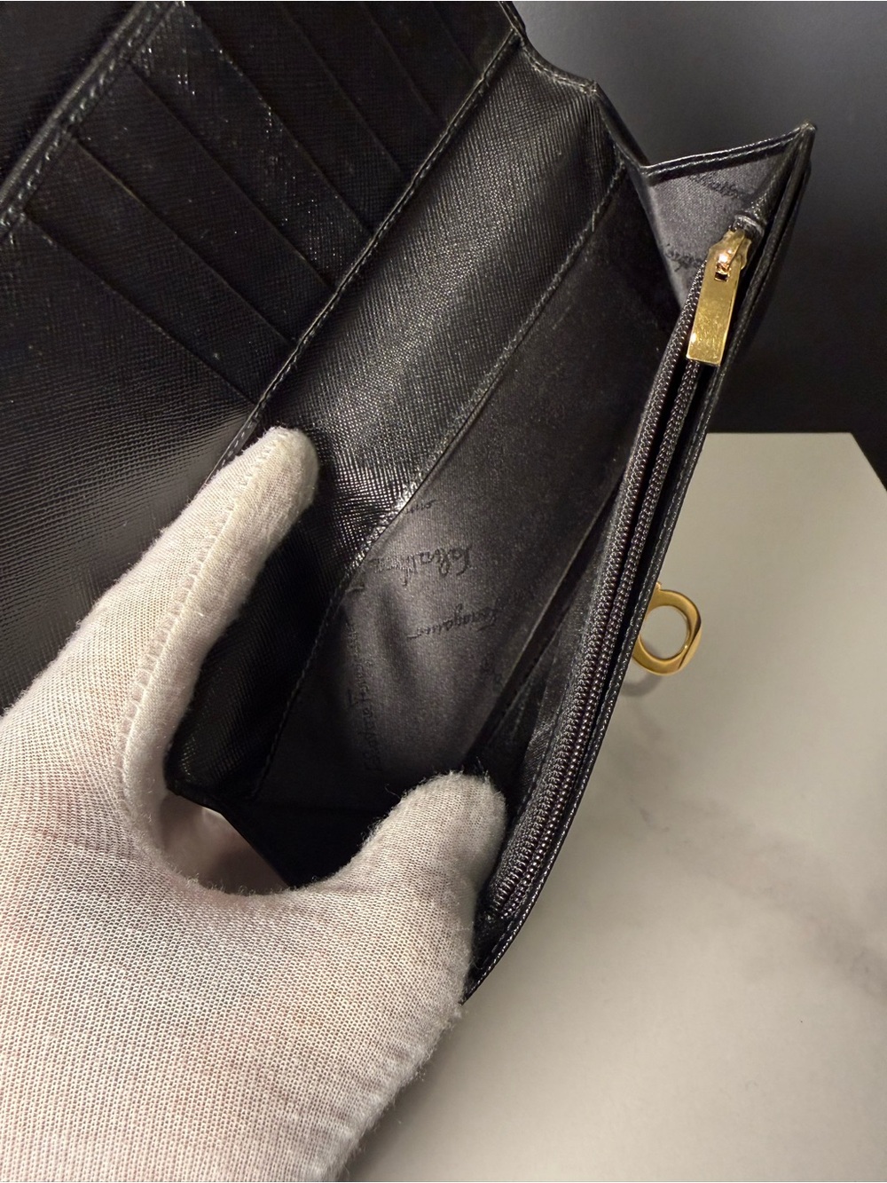 Salvatore Ferragamo Black Leather Wallet with Gold Gancini Hardware - Picture 4 of 8